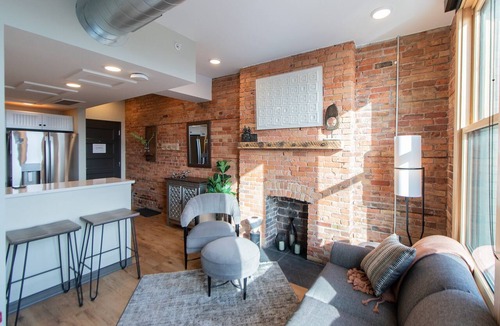 Duluth Apartment | Luxury Craft District Suites | Unit 201