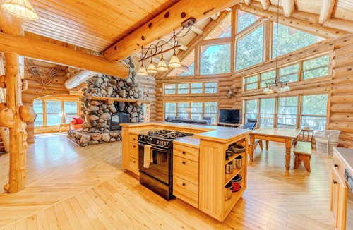 Hessel Cabin | Mackinac Vista: Your U.P. Summer Headquarters – Views, Space & Privacy the Whole Family