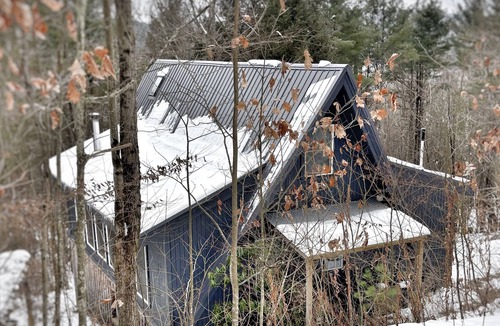 Franklin Cabin | Magical secluded A-frame cabin in charming Franklin