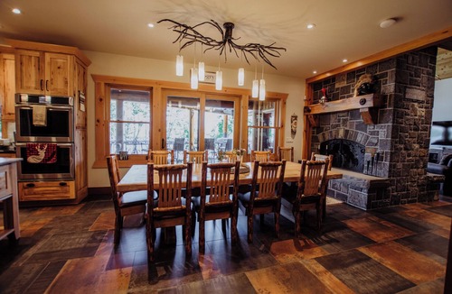 Cold Brook Cabin | MAJESTIC LAKE FRONT LUXURY ADIRONDACK LODGE FEATURING 8,898 SQ. FT LIVING SPACE