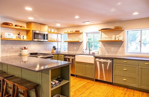 Ulster Park House | Maple Ridge Modern Rustic Retreat where Modern comfort meets Rustic Charm