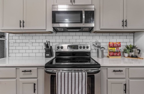 Ellendale House | Memphis Home Away From Home! - 5 min from Top Golf