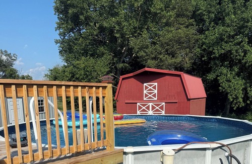 Owensboro Apartment | MILSuite separate entry.close to all things Owensboro and Daviess County.