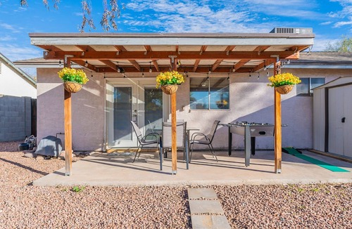 Tempe House | Modern 3BD Home in quiet neighborhood with large fenced backyard
