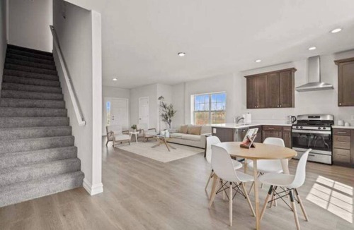 Bryant Pattengill West House | Modern, Chic 2-Bedroom Ann Arbor Haven