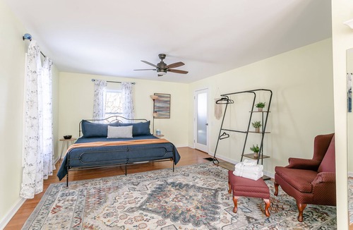 Holcomb Other | Modern Farmhouse 9min to Canandaigua Lake & Shops