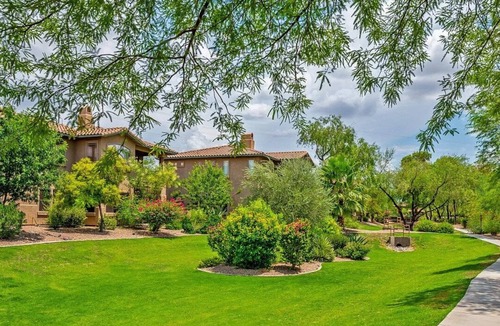 Central Scottsdale Condo | Modern Luxury Resort Style 3 BR Condo in Scottsdale - Newly Renovated