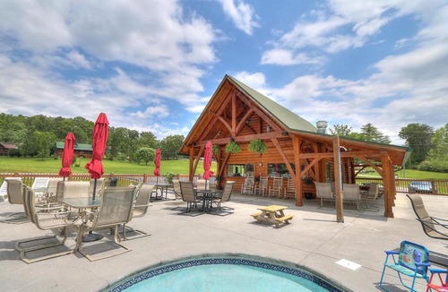 Wears Valley House | Moonlight Magic Cabin