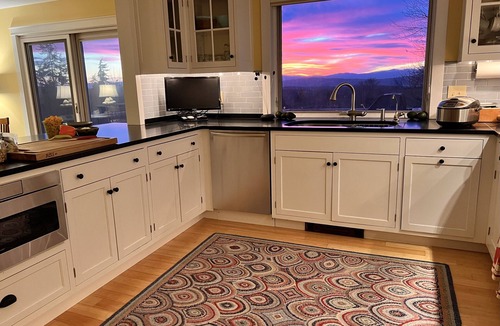 Middlebury House | Mountain-view House ~ Mins To Middlebury, Flex Cancellation Policy