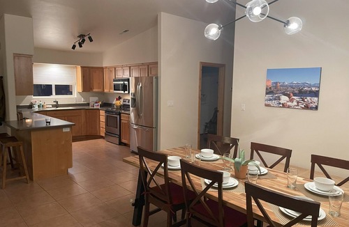 Moab House | Near Arches & Canyonlands-in Town-Indoor Pool-Cottonwood Home