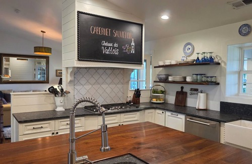 Georgetown House | New Extraordinary Horse Farm Stay On Bourbon Trail