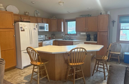 Markville House | Newer, 4 bdrm 2 bathroom lake home 5 minutes from everything in Danbury Wi