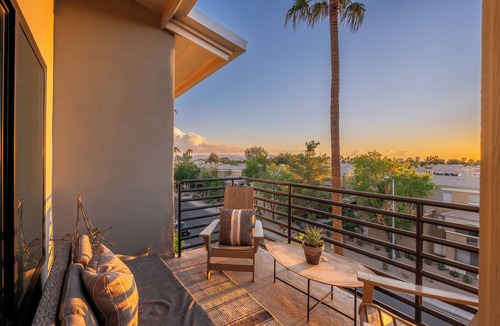 Camelback East Condo | NEWLY LISTED 3BR, 3BA Condo! Pool/Spa & sunset views from 3 private balconies!