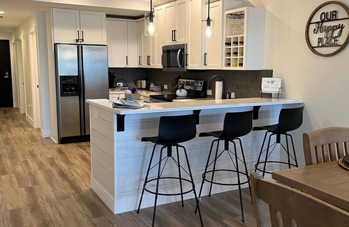 Grand Haven Condo | Newly renovated luxury condo downtown Grand Haven