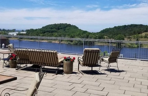 Grand Haven Condo | Newly renovated luxury condo downtown Grand Haven