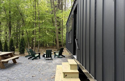 Corinth Cabin | Nordic-Inspired Tiny Cabin Near Lake George & Hudson River, New York