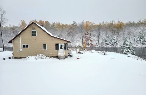 Ontonagon House | North Coast Adventurer's Secluded 1000 acre Oasis