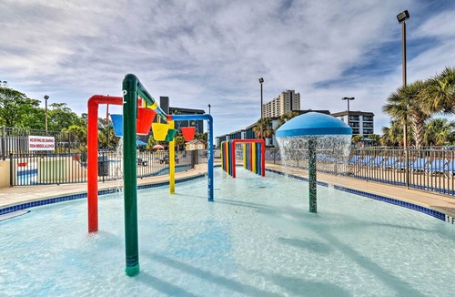 Myrtle Beach Apartment | Oceanfront Condo in Myrtle Beach: Resort Perks!