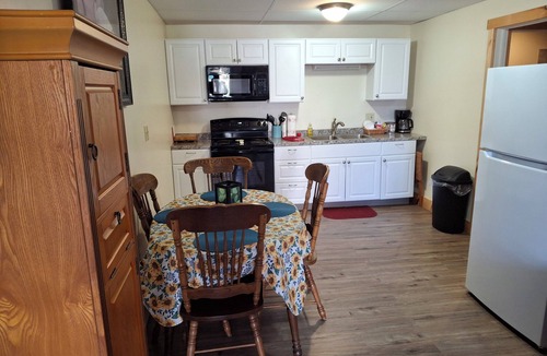 Olcott Apartment | Old Olcott Beach Firestation Guestrooms and Suites