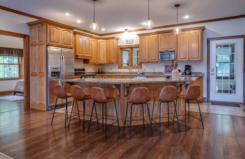 Town of Milo House | On Cloud Wine: 5 bedroom lake home on Keuka Lake's east side