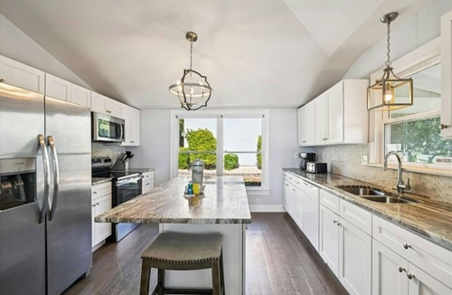 Golden Mile House | Osprey Nest- 6BR Home- Pool & Hot Tub