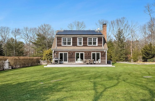 Northwest Harbor House | Out Door Theater Fire Pit Bocce court- WATCH VIDEO!