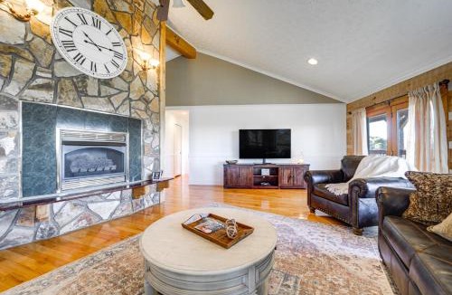 Newport House | Panoramic Mtn Views: Spacious Tennessee Home!