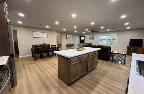 Cobden House | Paw Paw’s Place