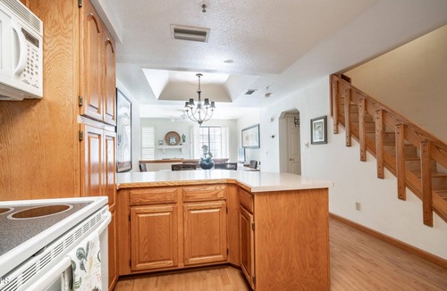 McCormick Ranch Condo | Peaceful Lake Subdivision- Private, Walkable, Patio, 25 mi. Walk/Bike Trail
