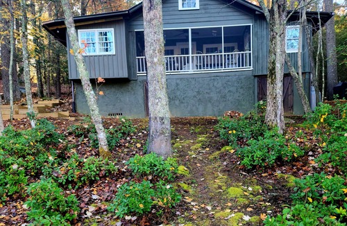 Mountain Rest Cottage | Peaceful Lakeside Haven w/private dock; boating, hiking swimming just steps away