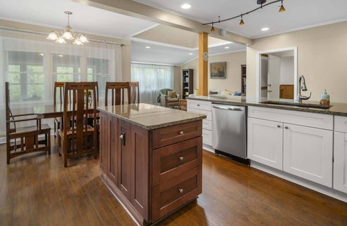 Ithaca House | Peaceful well-appointed home at Treman Park