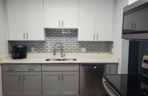 Pensacola House | "Pensacola Pearl" cottage near downtown, NAS & the beach!