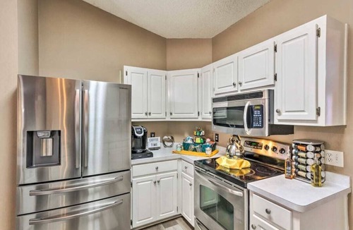 Pensacola House | Pensacola Workcation w/Fast WiFi - Near Beaches