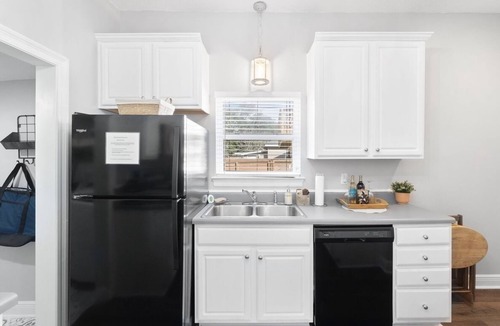 Sanders Beach House | Perfect Centralized Location!