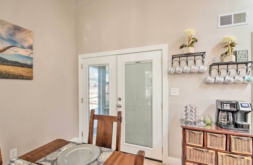 Northeast Pensacola Cottage | Pet-friendly A-frame Retreat Near Dtwn + Beaches!