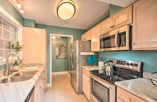 Northeast Pensacola Cottage | Pet-friendly A-frame Retreat Near Dtwn + Beaches!