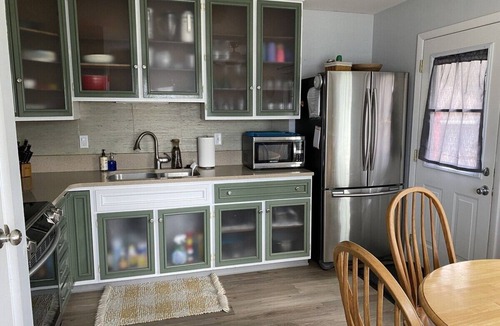 Glenn Haven Shores House | Pet Friendly! Summer home near the beaches of South Haven, and Saugatuck