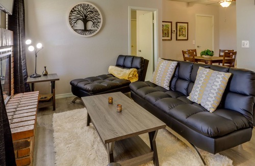 South Mountain Condo | Phoenix Condo w/ Community Pool!