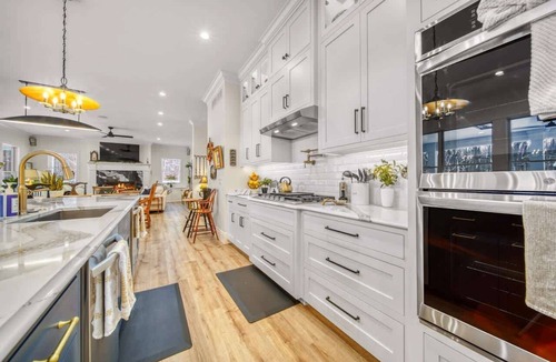Fennville House | Pier Cove Estate - Pool, Pickleball, Hot Tub, Firepit - Sleeps up to 23