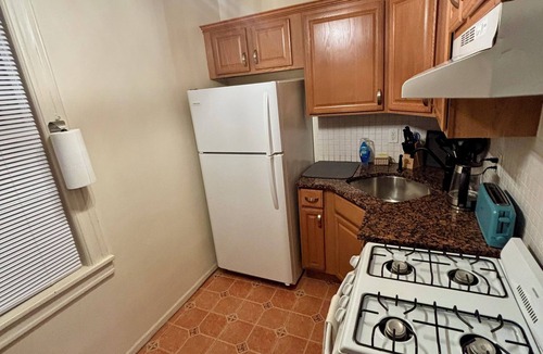 North Bergen Apartment | Private & Charming 1BR Apartment Close to Midtown Manhattan