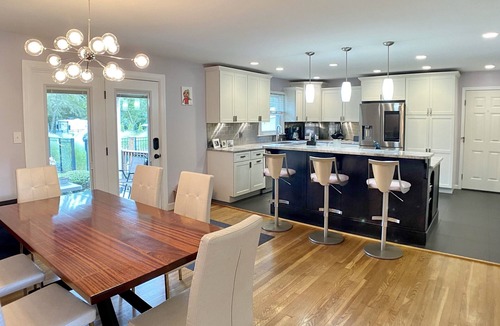 Lexington House | PRIVATE heated pool & hot tub, dogs ok, near Keeneland