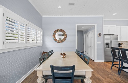 Crystal Beach House | PRIVATE Pool & Spa ~ PRIVATE Beach Access ~ FREE 6 Seat Golf Cart ~Steps to Beach!