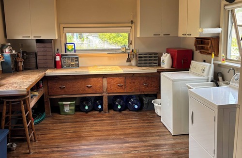 Peru House | Private Sandy Beach, Kayaks, Mountain Views, Beach Bonfires, Bikes, Pet-Friendly