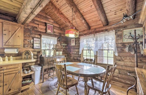 Candler House | Quaint & Quiet Belleview Cabin on 35 Acres!