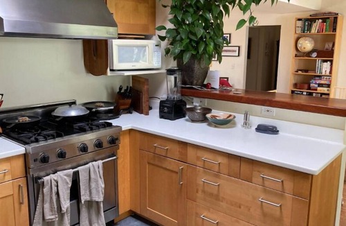 West Mesa House | Quiet garden home near the beach
