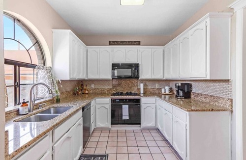 Bandolero - Tarascas House | Ready for immediate move in! 4 Bdrooms, West EP
