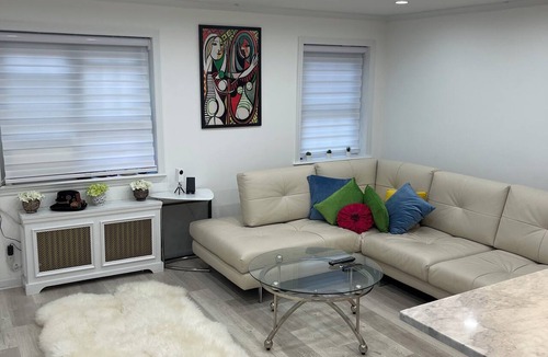 Queens Condo | Renovated-Jacuzzi Tub Home NYC/LGA/JFK Washer/Dryer