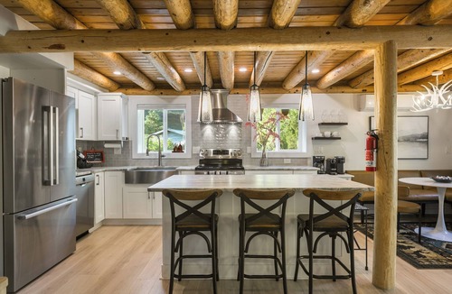 Jemez Springs Cabin | River Oasis & Hot Springs Nearby