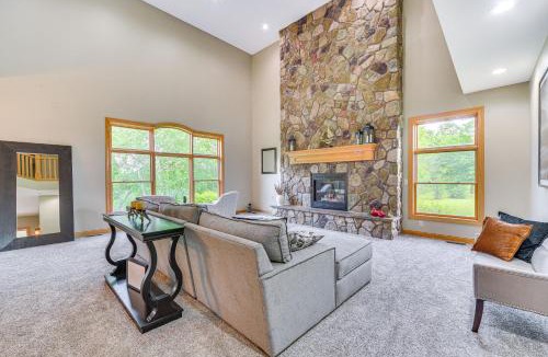 Brill House | Riverfront Bliss in Rice Lake: Deck, Grill & Hike!