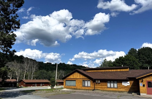 Crystal Falls Cabin | Riverfront Cabin #8.